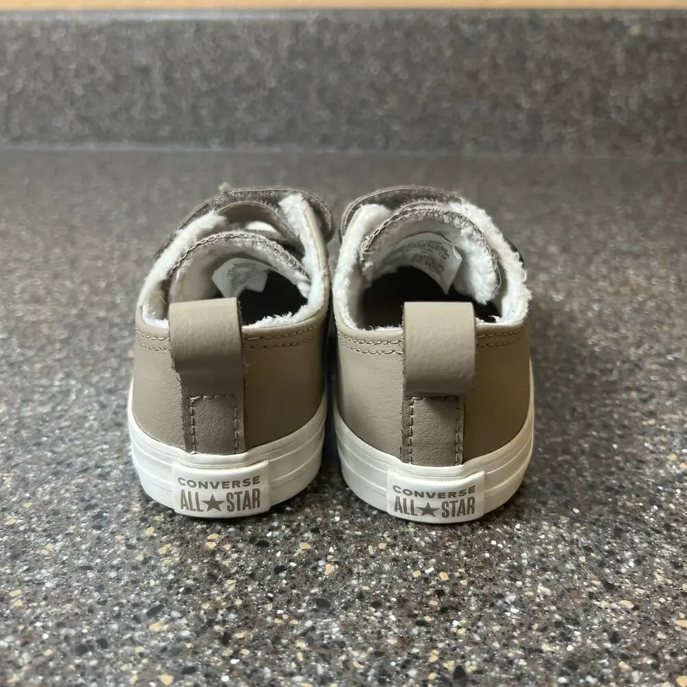 Converse Little Kids Infant Size 6 Brown Leather Faux Fur Lined Sneaker Shoe Low